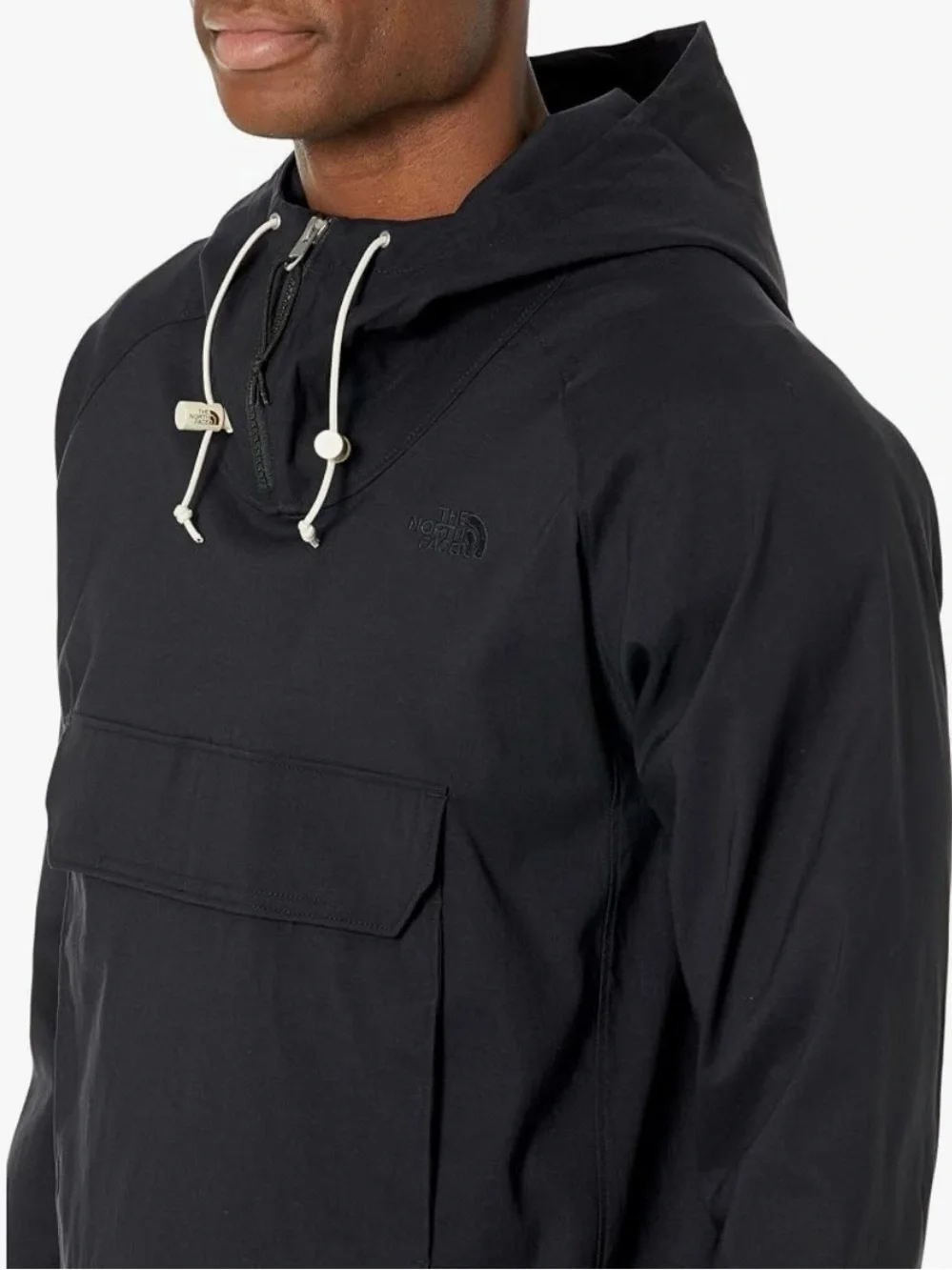The North Face Men’s class V Black Pullover Windbreaker Anorak in the TNF